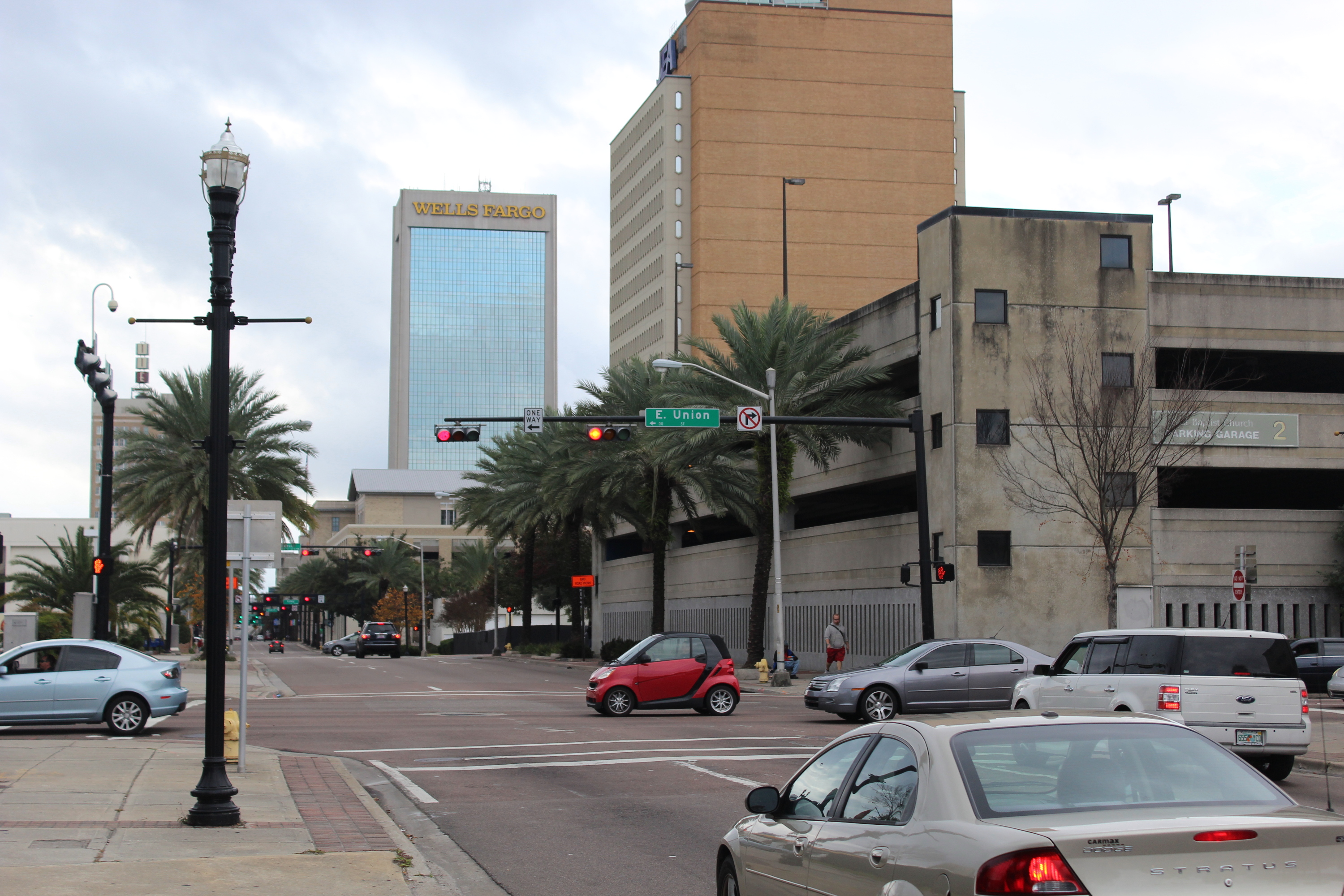 background image, Florida intersection with Smart Car and Wells Fargo building in the background