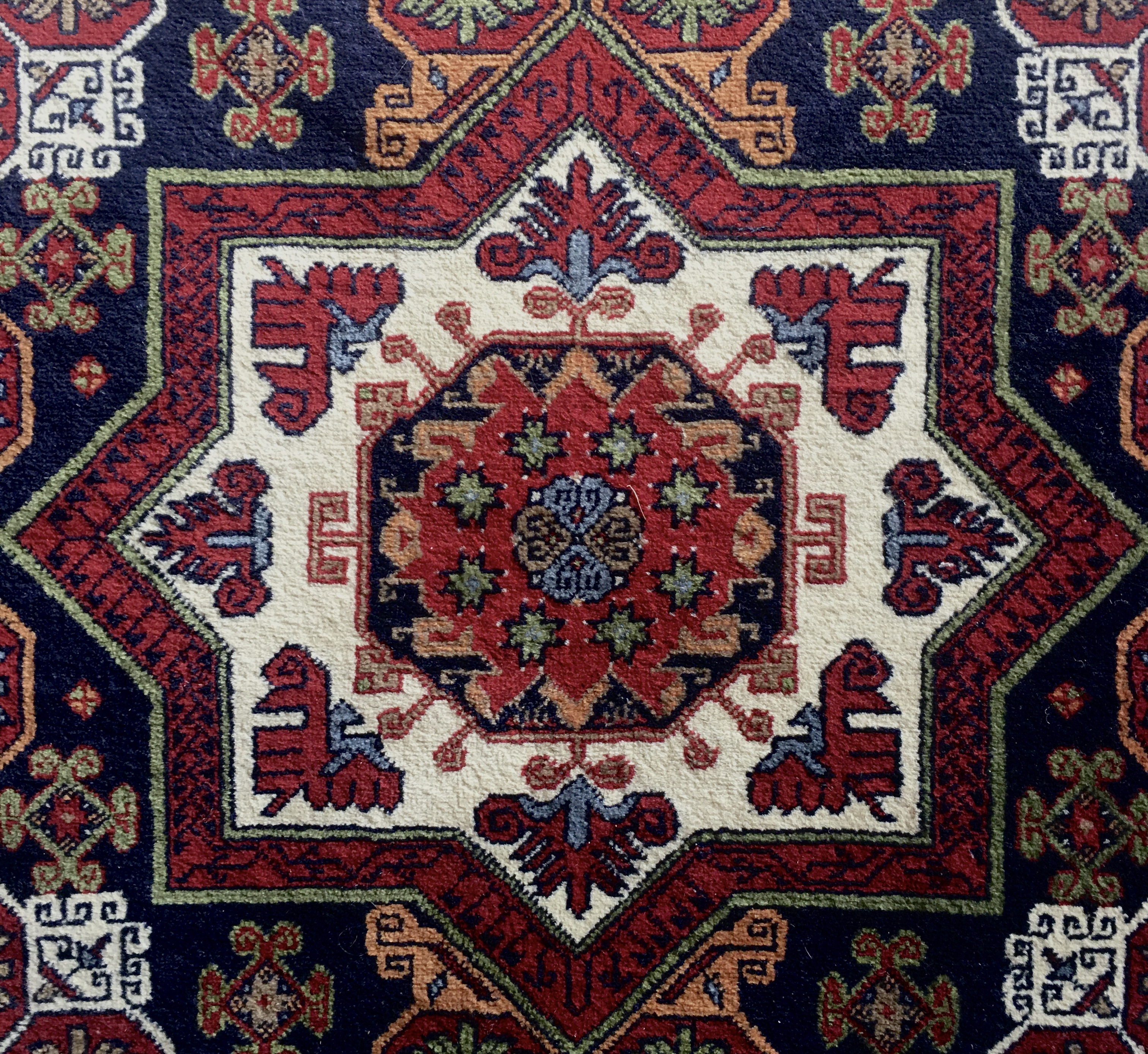 Multicolor rug with detail